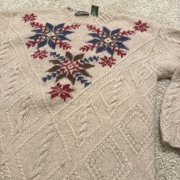 Outback Red 100% Wool Sweater size M Fisherman Natural Winter snowflake - Picture 2 of 7